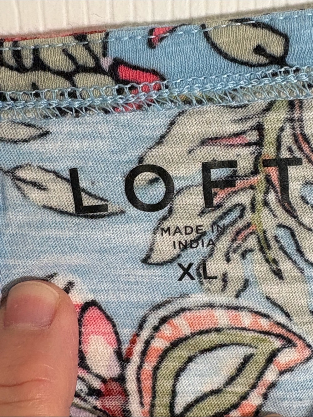 LOFT Floral Sleeveless Tank Top - Blue with Pink & Red Floral Print Size XL - Picture 3 of 7